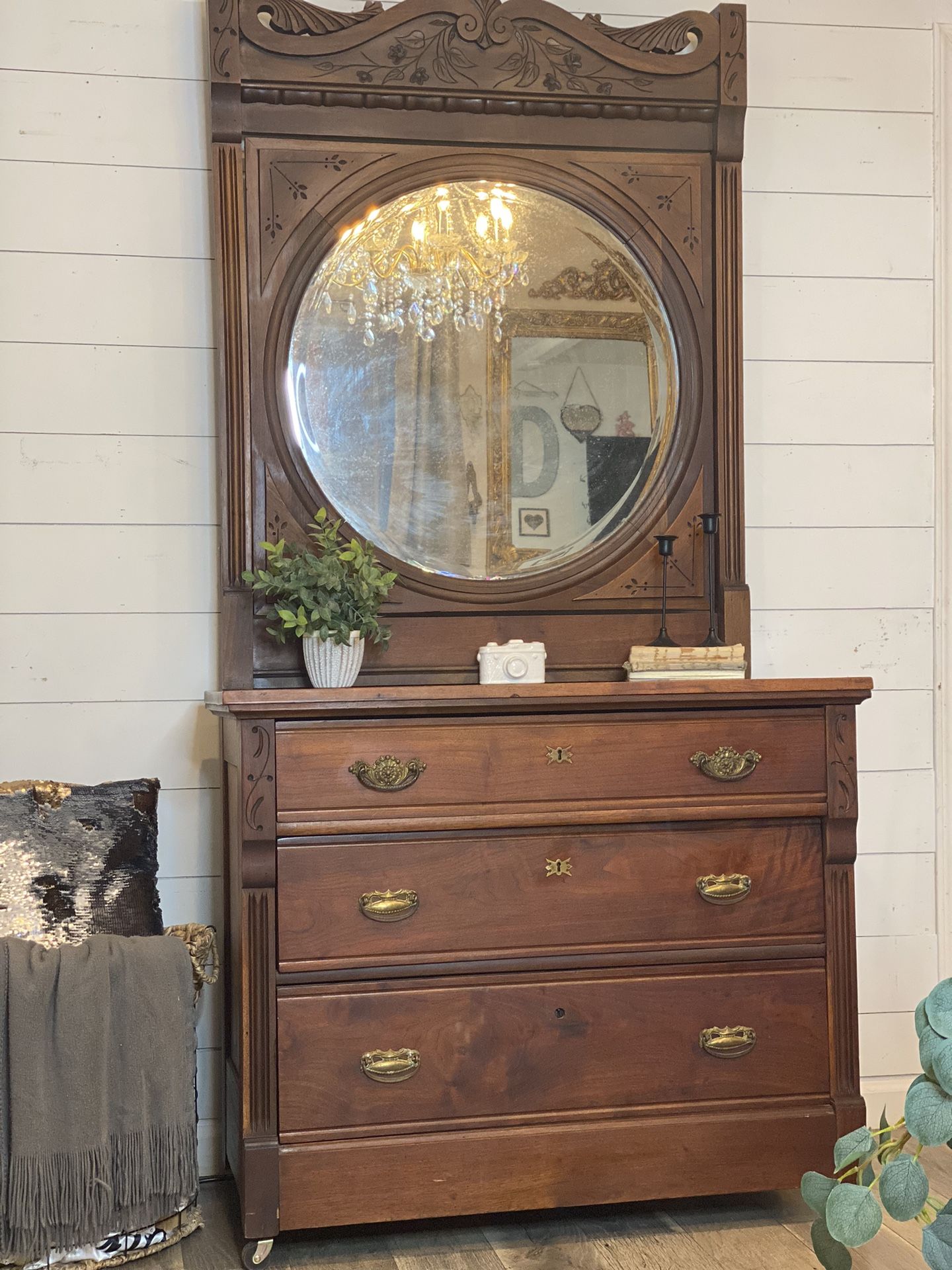 Beautiful antique Eastlake dresser w/ mirror 40in. W x 18in. D x 80in. H