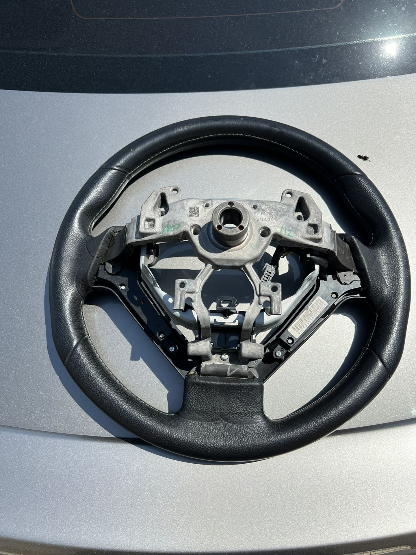 Infiniti G37s Steering Wheel 