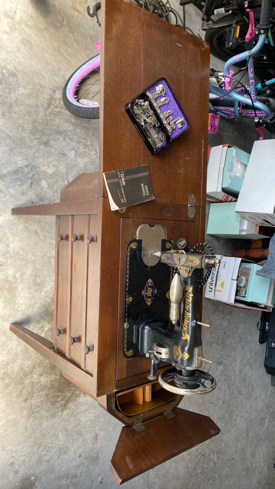 Antique Martha Washington Model Sewing Machine