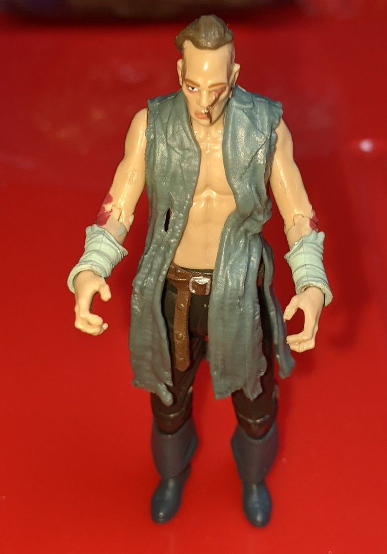 Pirates Of The Caribbean Stranger Tides Queen Anne's Revenge Zombie Action Figure

3.75 Inch
