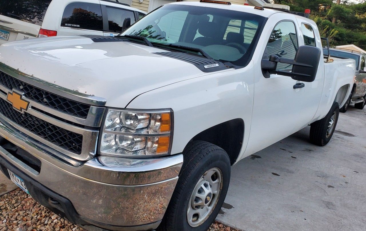 2013 Chevy Silverado 2500 (With Beacon And Full Size WeatherGaurd Mounted Tool Boxes)