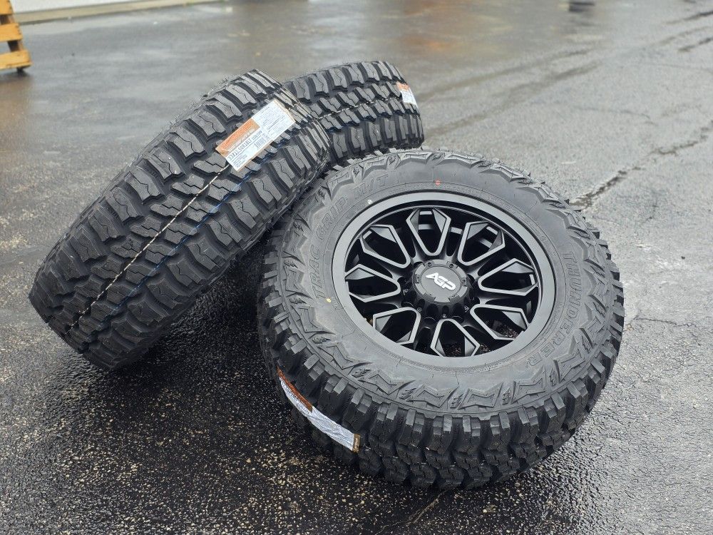 18" Ford F-250 F-350 Wheels 33'' Tires 8x170 F250 F350 rims
