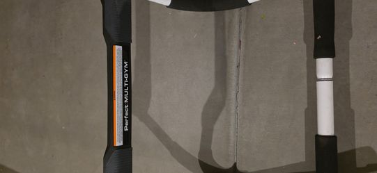 Pull Up Bar for door