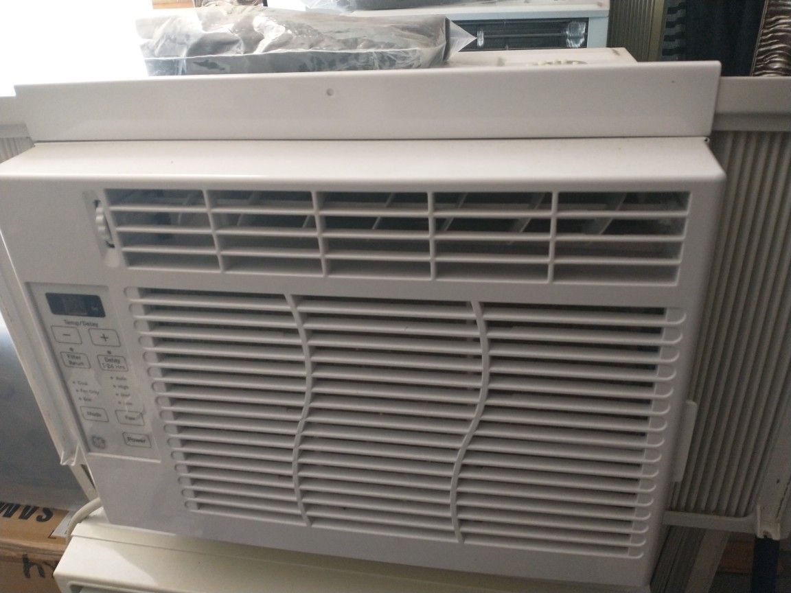 Air Conditioner 5k BTU GE
