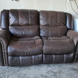 Couch Recliner 