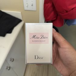 Miss Dior Perfume