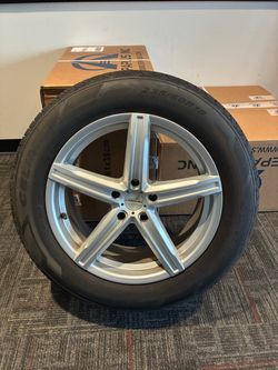 18” Vision Wheel + Sailun Tire 235/60R18 – Excellent Condition (tire basically new)