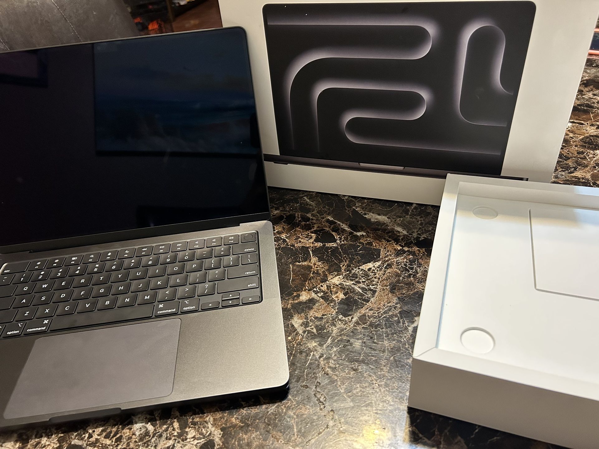 MINT MacBook Pro M4 – 14” | 2024 Model | Space Black | $1,650 OBO | Trades Open