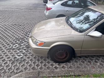2000 Toyota Camry