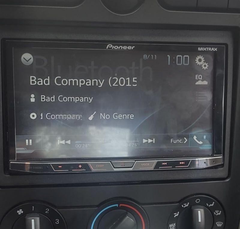 Pioneer Touchscreen Radio