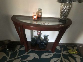 END TABLE AND SOFA TABLE $450