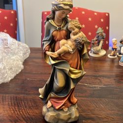 Hand Carved - Wooden - Madonna & Child