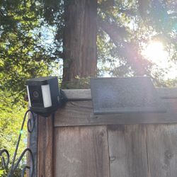 Ring Camera With Two Batteries And Solar Panel 