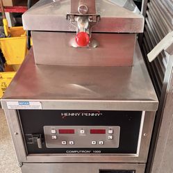 Never Used Henny Penny Pressure Fryer Commercial 