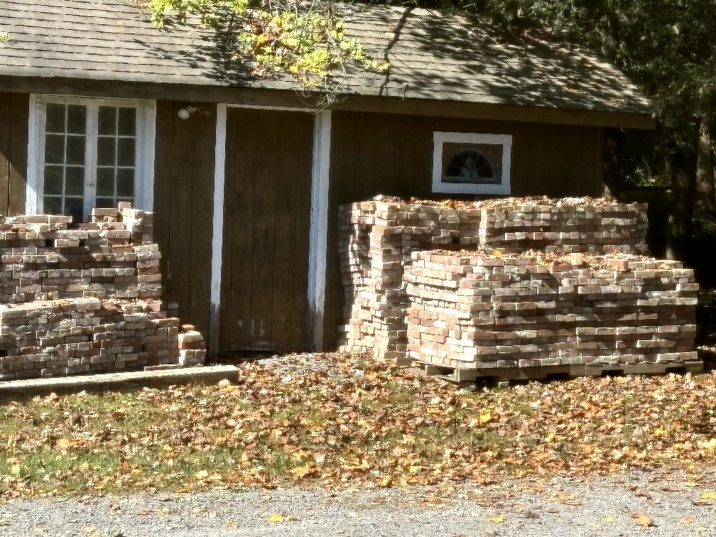 Bricks with name imprinted approx 6000.