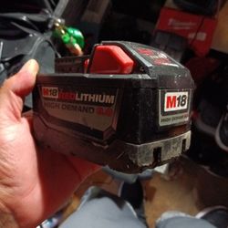 Milwaukee Red Lithium High Demand 9.0