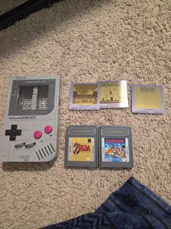 Lego gameboy built(box included)