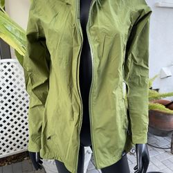 REI Women’s Green Rain Jacket Size Small Full Zip Hooded Windbreaker Outdoor