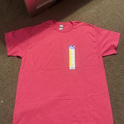 Gildan pink t-shirt