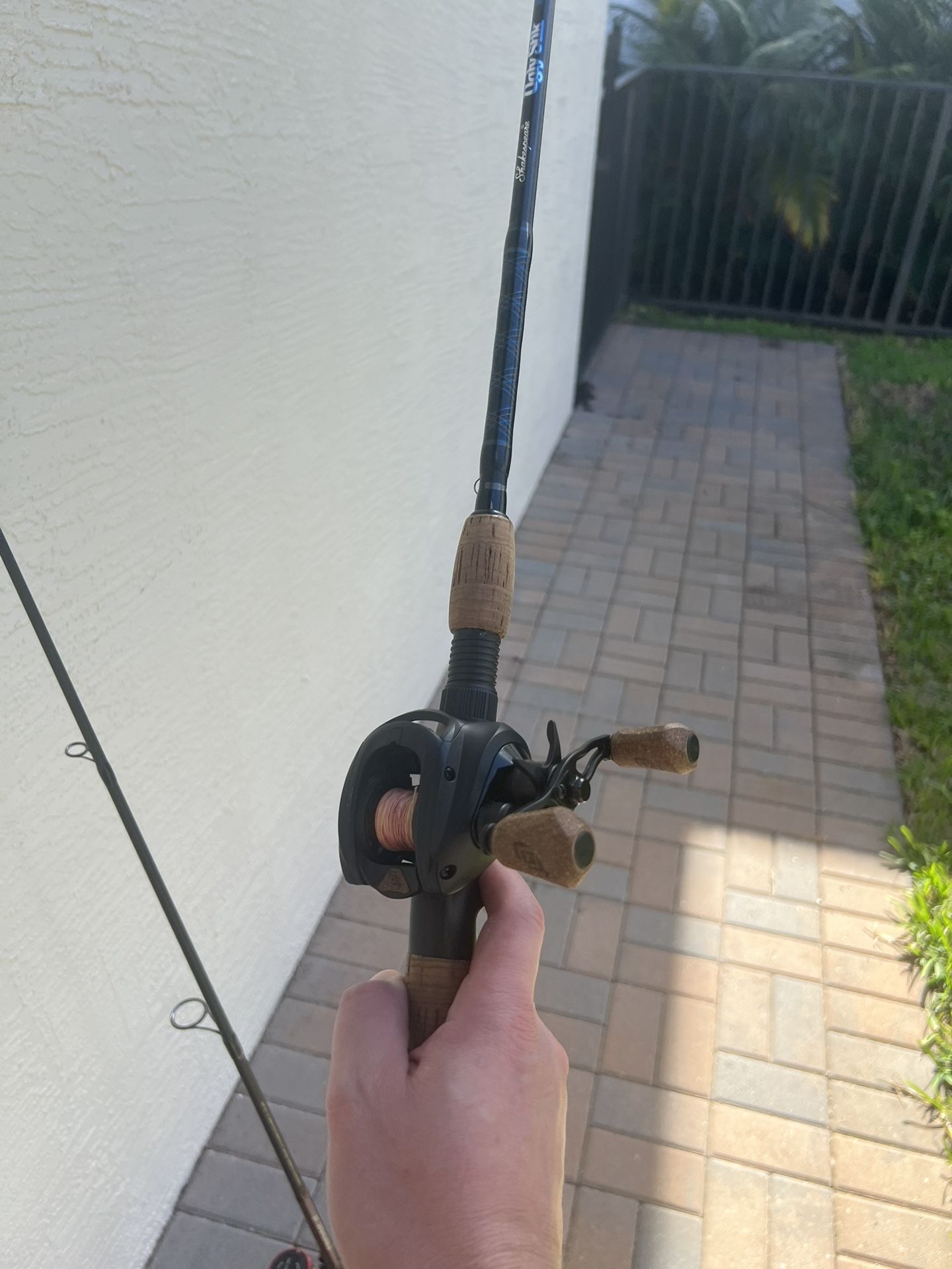 7’ Baitcaster Rid And Reel Combo