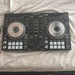 Pioneer DDJ-SR2