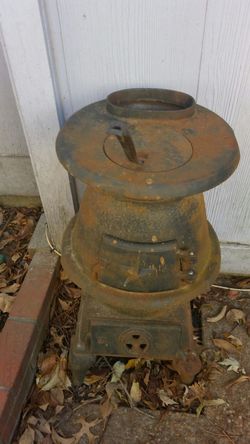 Antique oven