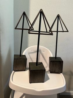 Set of 3 Metal Triangle Geometric Decor Sculptures