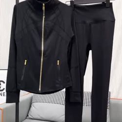 Lululemon black tracksuit #athleisure #activewear