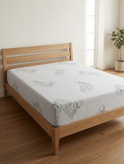 Queen Size Memory Foam Gel Mattress New