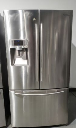 Samsung French Door Refrigerator With Ice Maker
