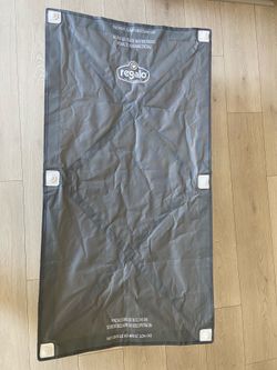 Regalo portable toddler cot