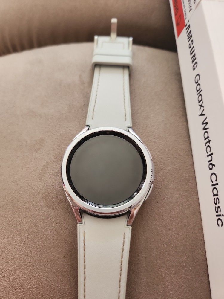 Samsung Galaxy Watch 6 Classic