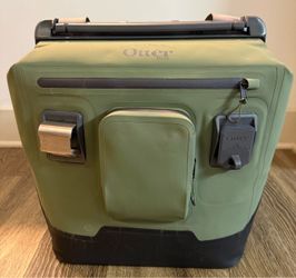 OtterBox Trooper LT 30 Soft Cooler Backpack