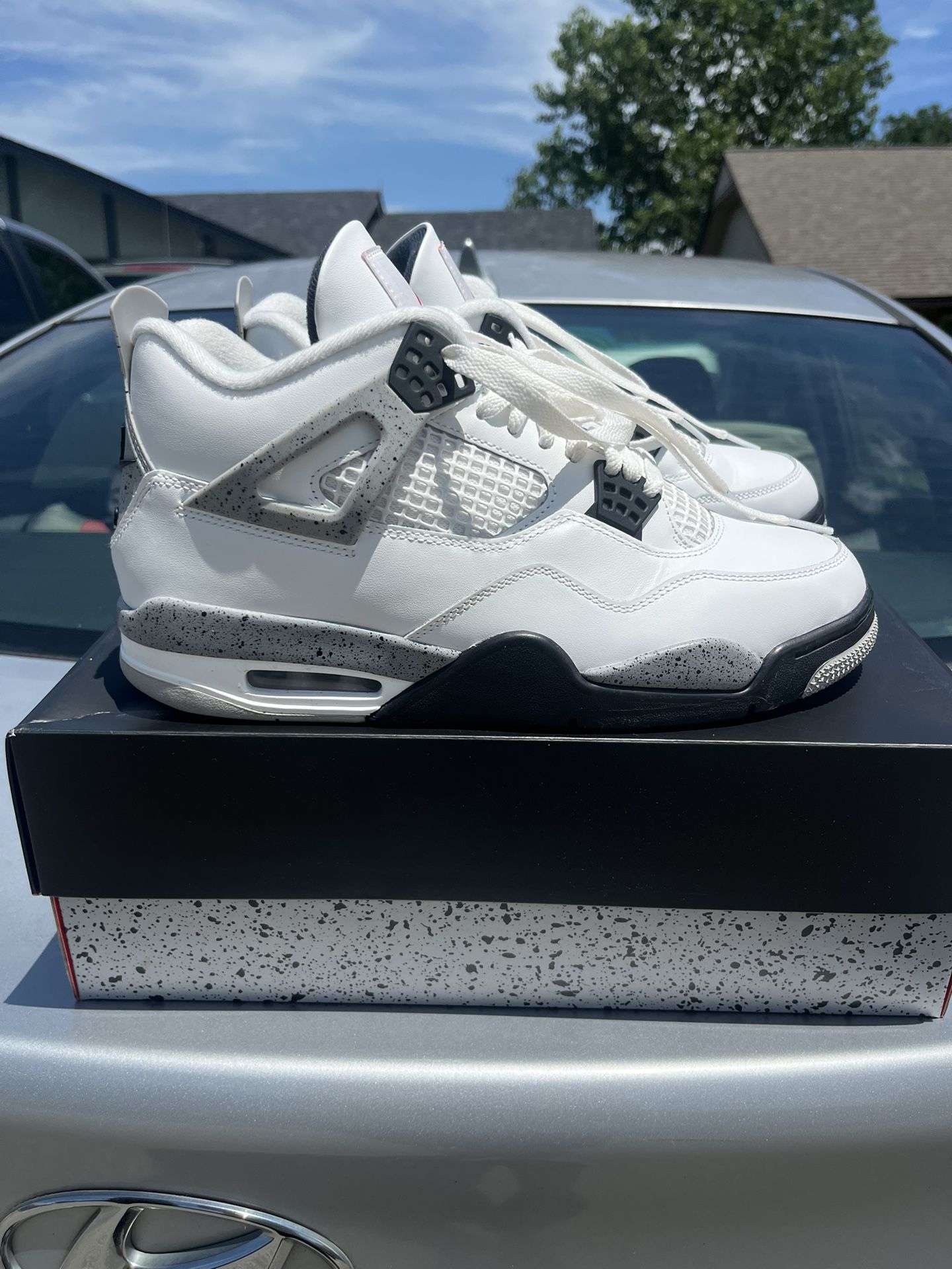 Jordan 4 Size 10.5