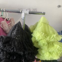 Girl Things /yard Sale 