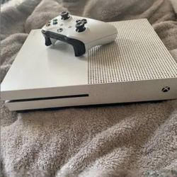 Xbox One S With 3 GAMES
