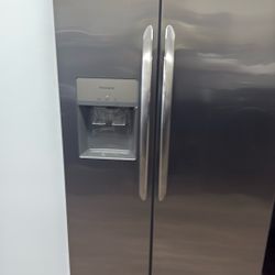 Frigidaire  Stainless Steel Refrigerator 