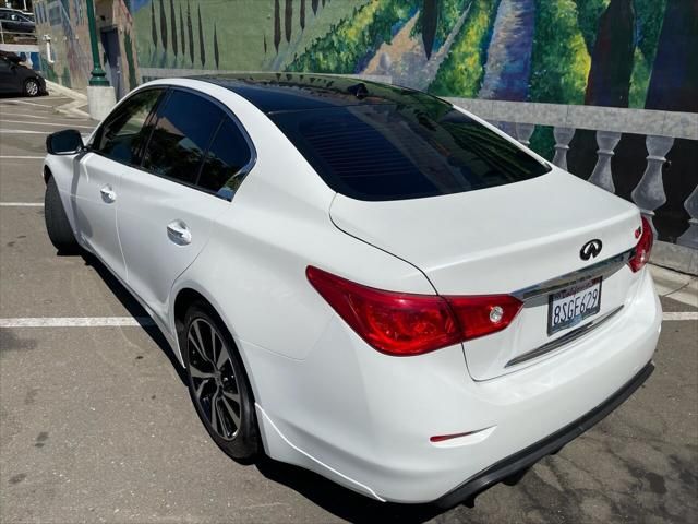 2014 INFINITI Q50