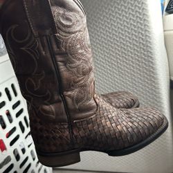 basket-weave western boots