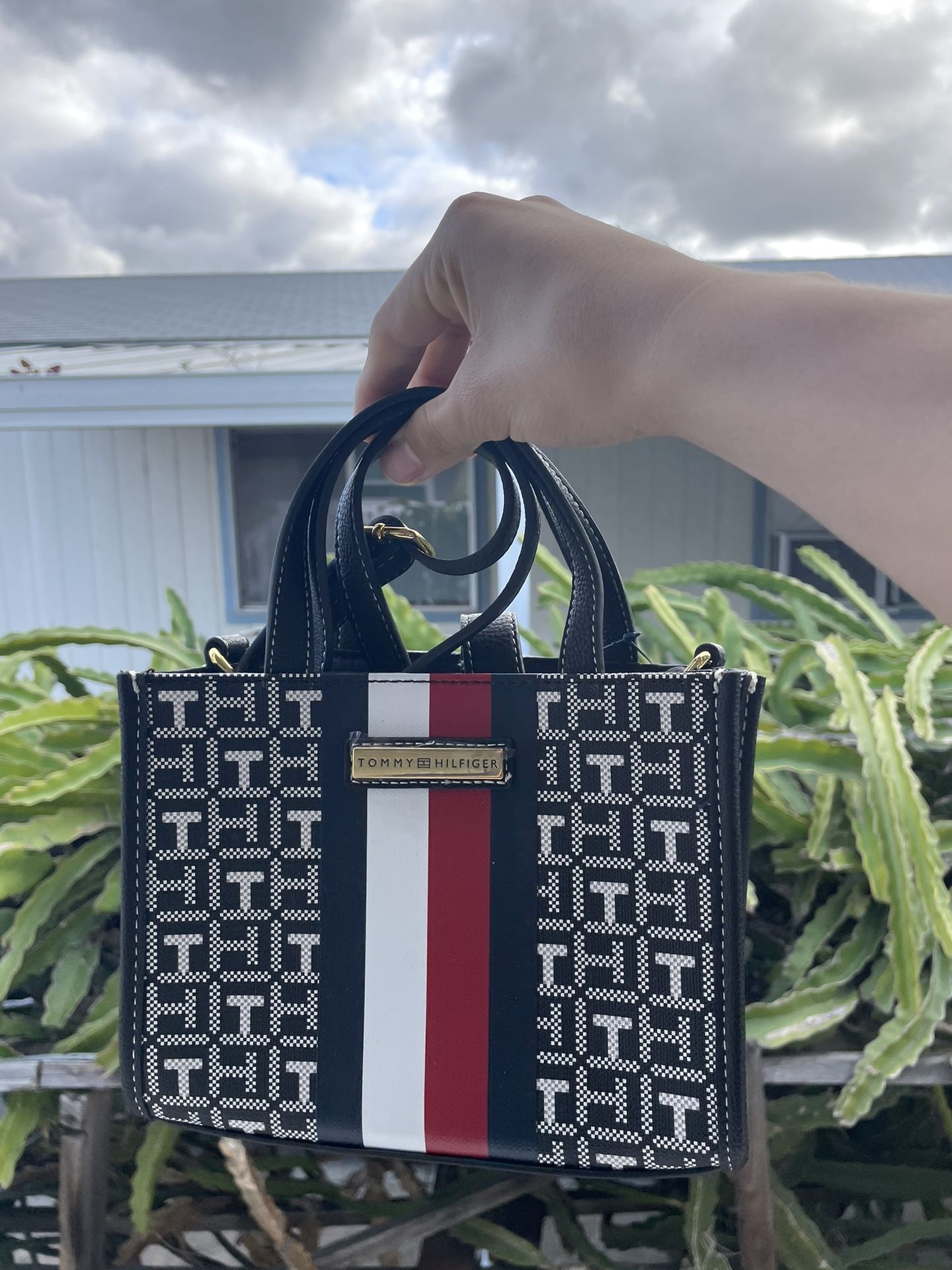 Tommy Hilfiger Bag