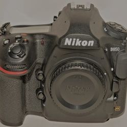 Nikon D850  body  Low Shutter Cpunt  Nikon 
