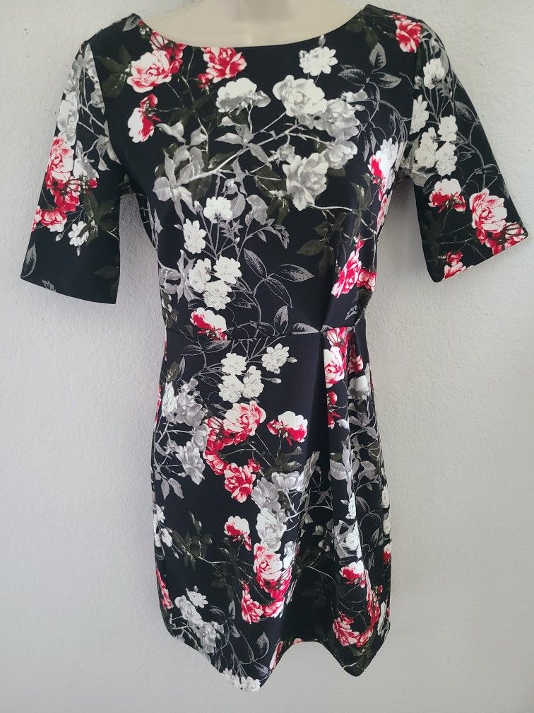 Banana Republic Black Floral Mini Dress Sz 00