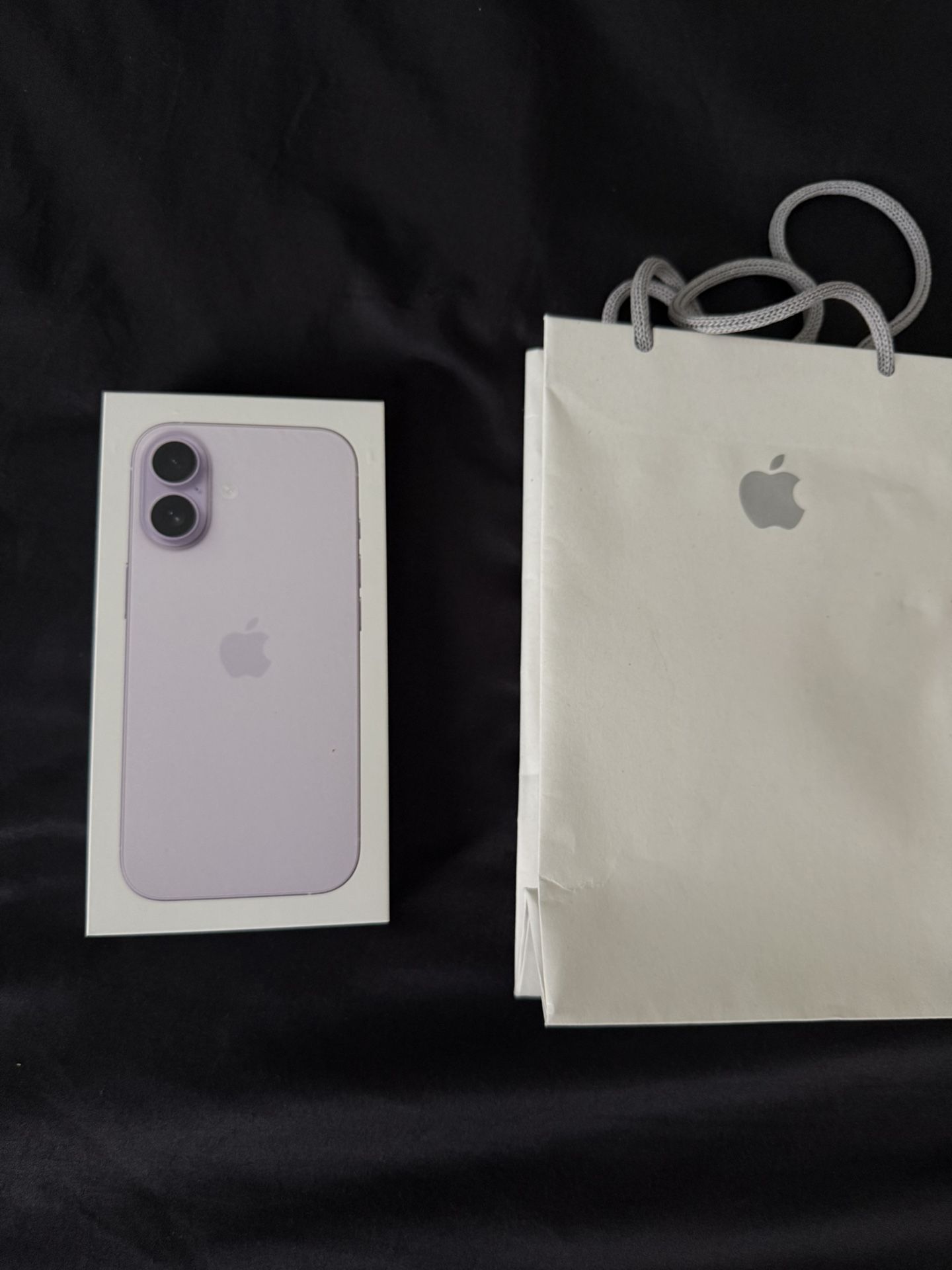iPhone 17 Lavender 256 Fully Unlocked