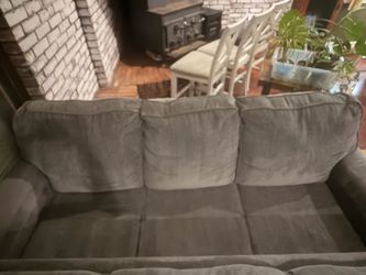 Ashley Furniture "Altari / Arlis" Sofa - Alloy Gray