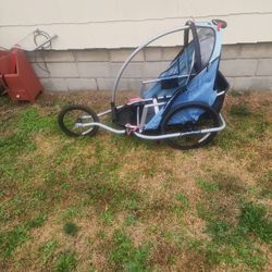 Trek  Solo Bike  And Babby Cargage 