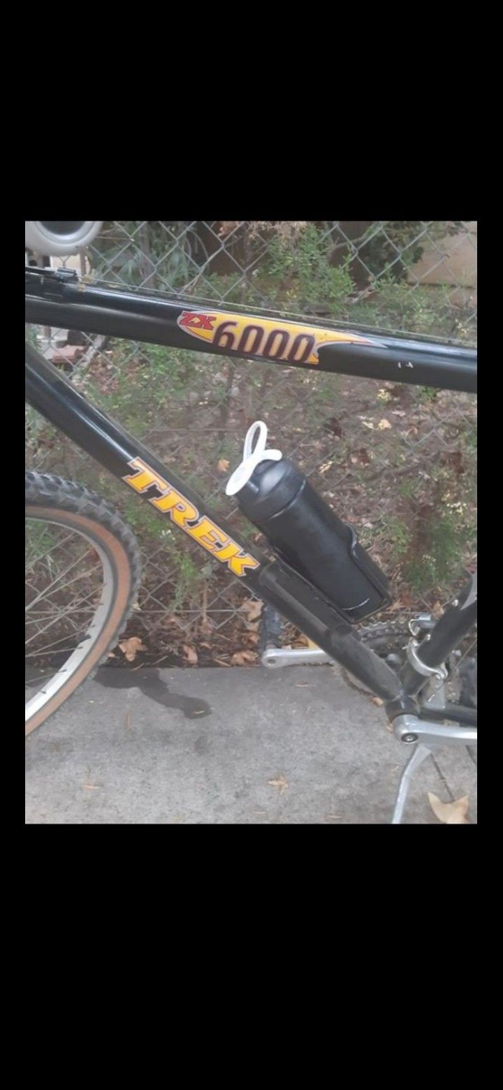 Trek zx6000 mountain bike