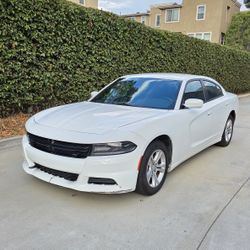 Dodge Charger SXT