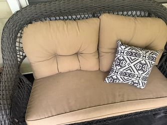WICKER OUTDOOR FURNITURE SET