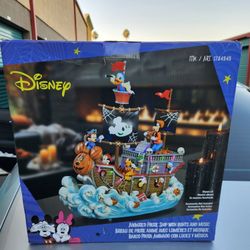 Disney Mickey And Minnie Mouse Animated Music Ship For Halloween