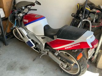 1993 Yamaha FZR 1000